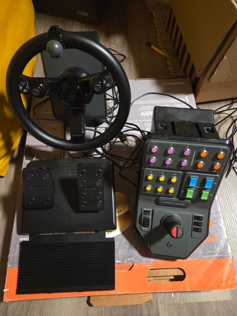 Logitech Farming Simulator Stuur + Bedieningspaneel, Ophalen of Verzenden