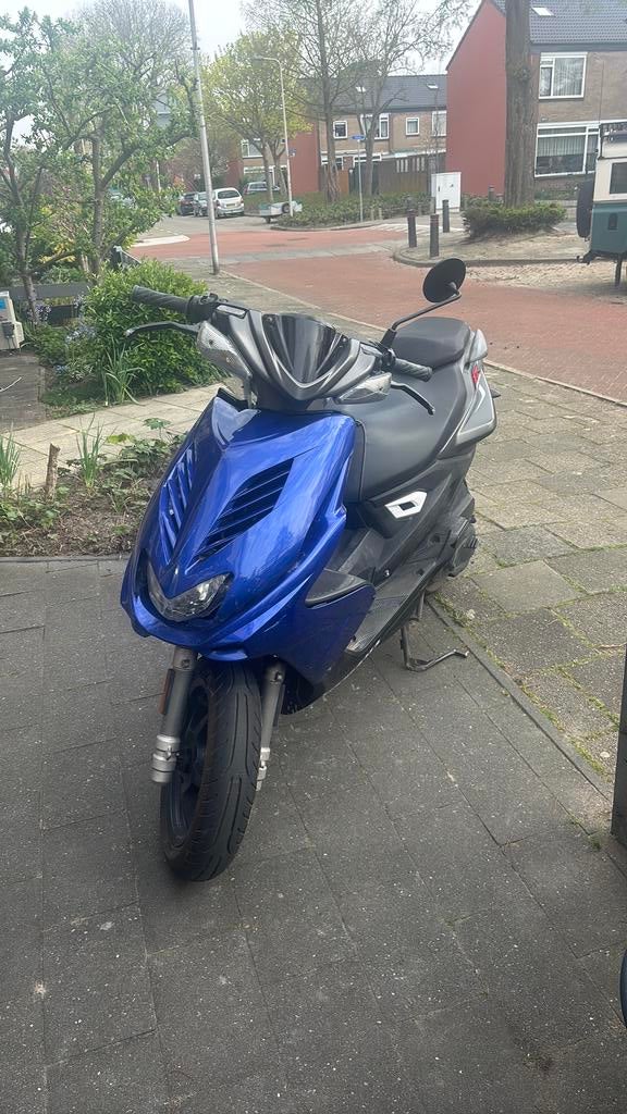 Yamaha aerox 50cc 4t, Fietsen en Brommers, Scooters | Yamaha, Ophalen, Gebruikt, Benzine, Aerox