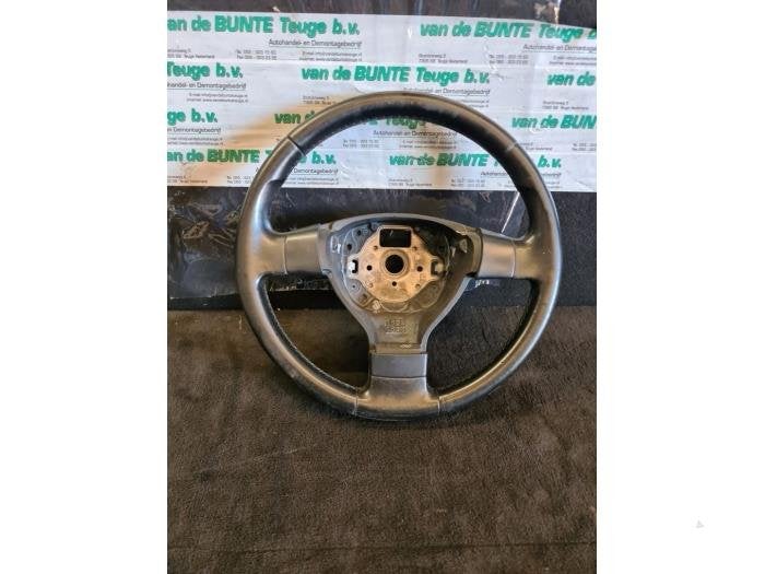 Stuurwiel van een Volkswagen Passat, Gebruikt, -, Volkswagen, -