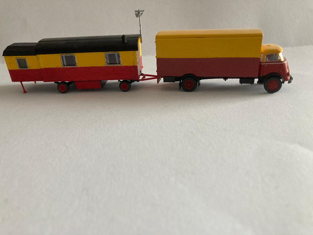 Artitec DAF kermis/circus transport met woonwagen, Ophalen of Verzenden, Auto, Overige merken
