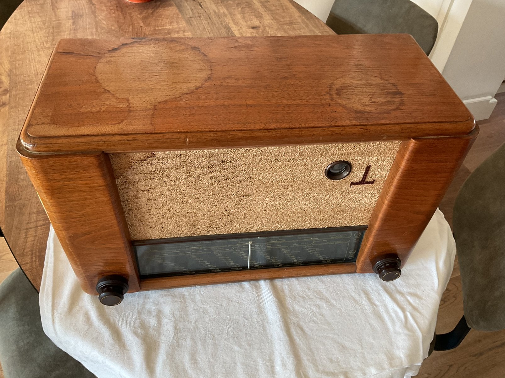 Paillard nr. 4501 buizenradio, speelt, Ophalen of Verzenden
