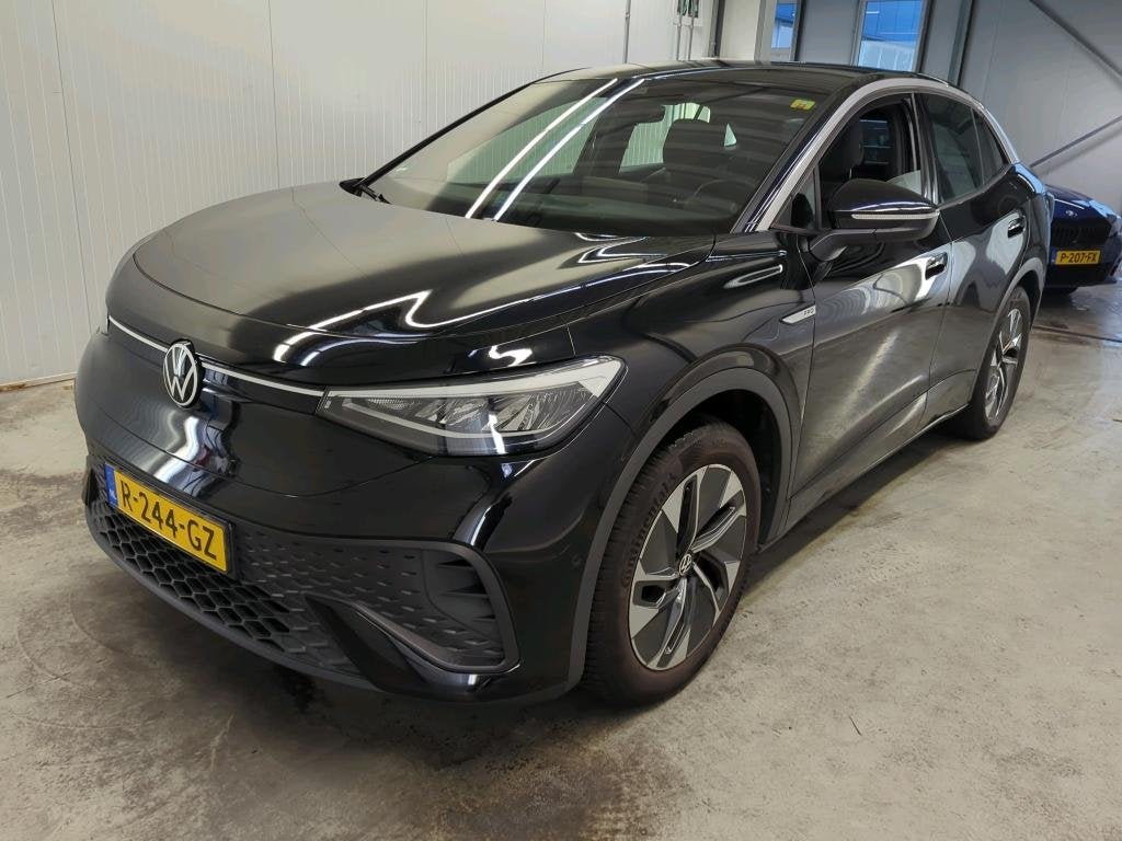 Volkswagen ID.5 Pro 77 kWh Soh 96.3% 1Eig Trekhaak Warmtepom, Auto's, Automaat, Achterwielaandrijving, 492 km, Zwart