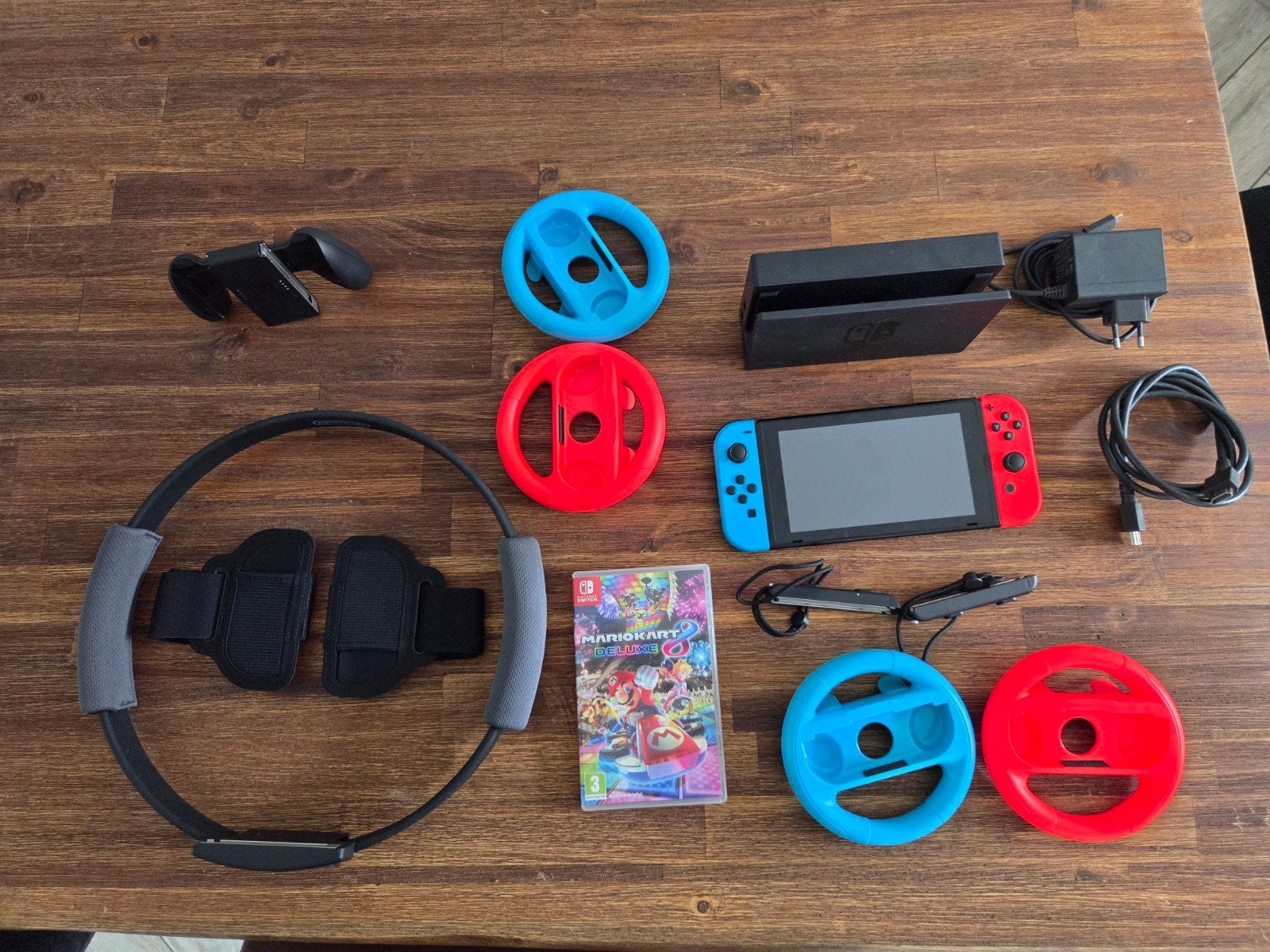 Nintendo Switch met games en allerlei toebehoren, Ophalen, Met 2 controllers, Zo goed als nieuw, Switch Original