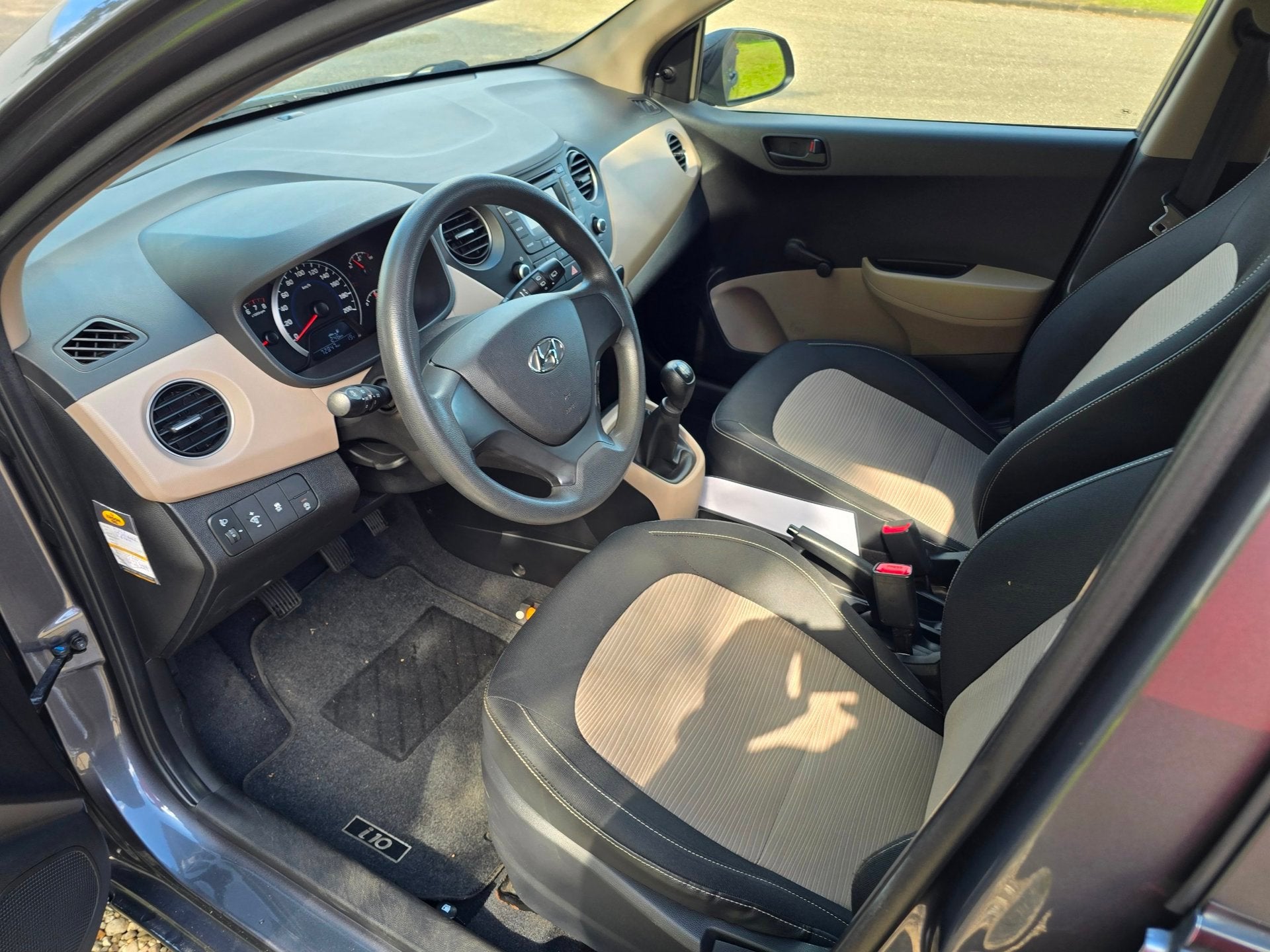 Hyundai I10 1.0i i-Drive 5-deurs *apk:09-2027* AIRCO, Auto's, Voorwielaandrijving, Euro 5, Gebruikt, 31 €/maand