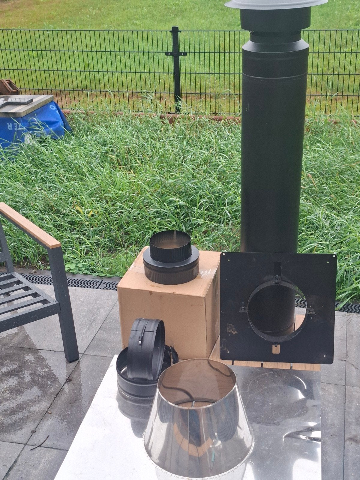 Dubbelwandig zwart gepoedercoat 150mm Dakdoorvoer  Trekkap, Doe-het-zelf en Verbouw, Buizen en Afvoer, Ophalen, Afvoer, Zo goed als nieuw