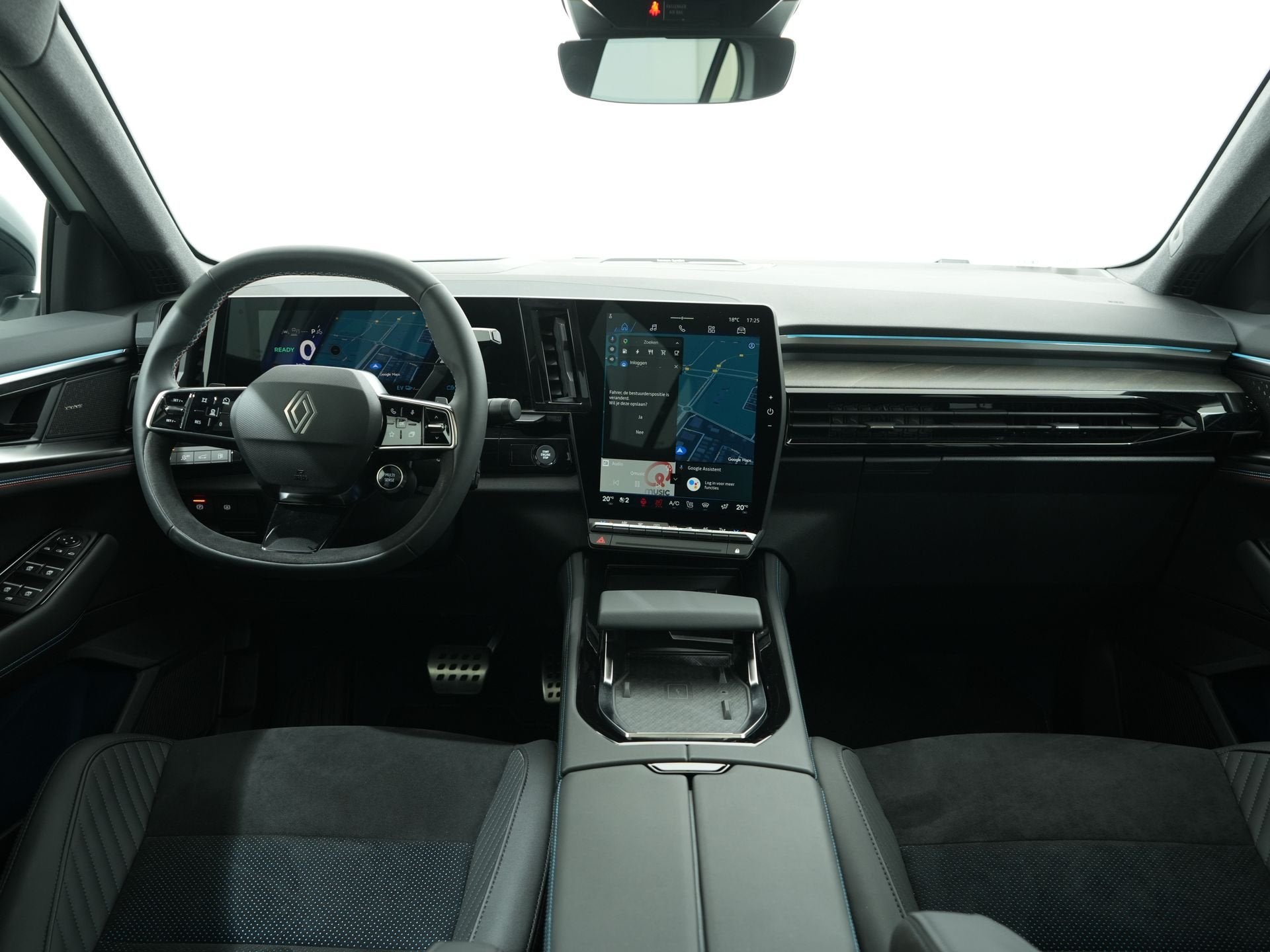 Renault Rafale E-TECH 4x4 PLUG-IN HYBRID 300PK ATELIER ALPIN, Auto's, Automaat, Stof, Gebruikt, Zwart