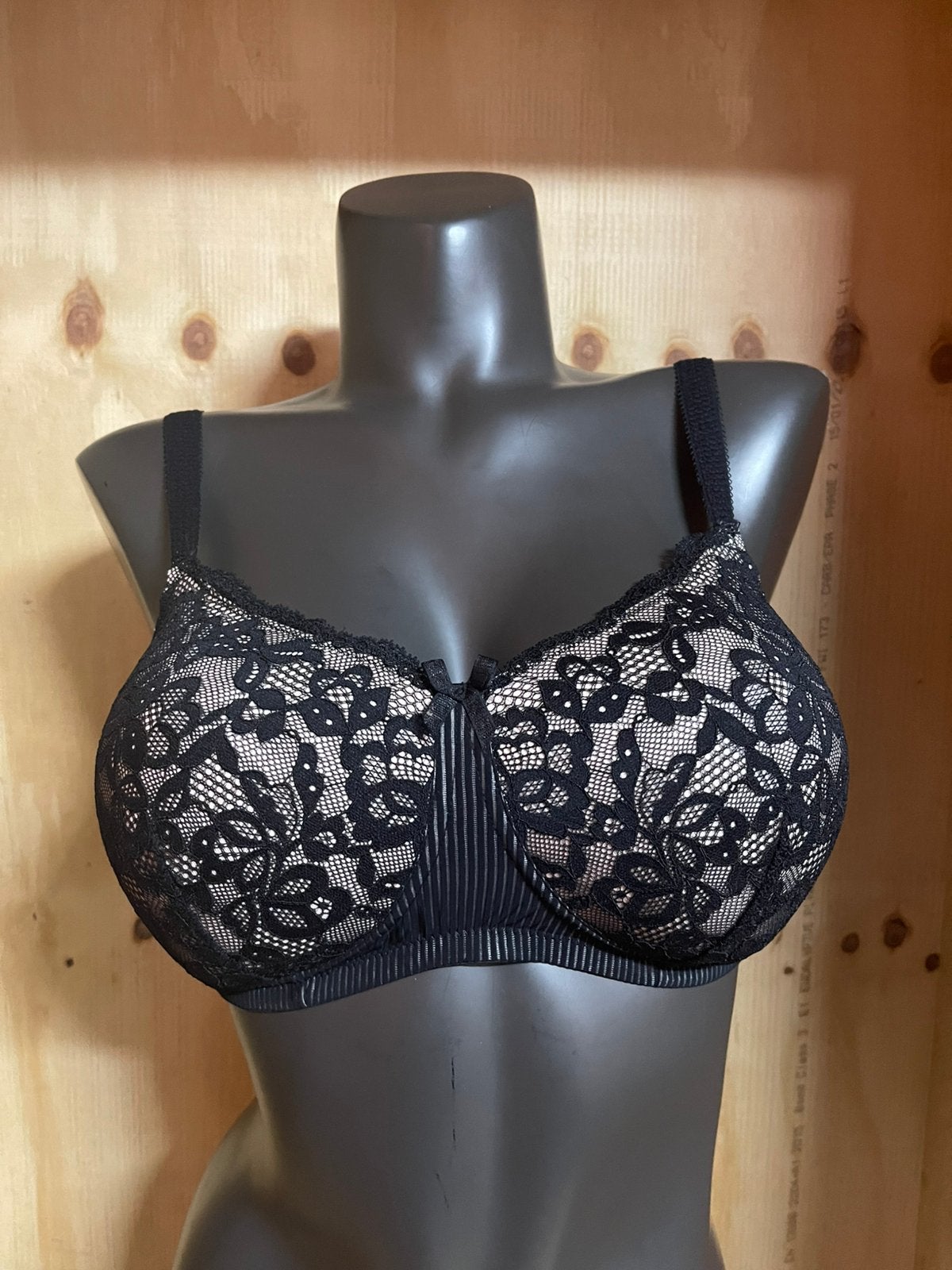 Amoena prothese bh 90a en 75c model kyra, Verzenden, Zwart, BH