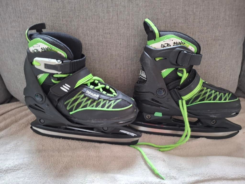 Kinderschaatsen mt 32-36, Ophalen, Zo goed als nieuw, IJshockeyschaatsen, Overige merken