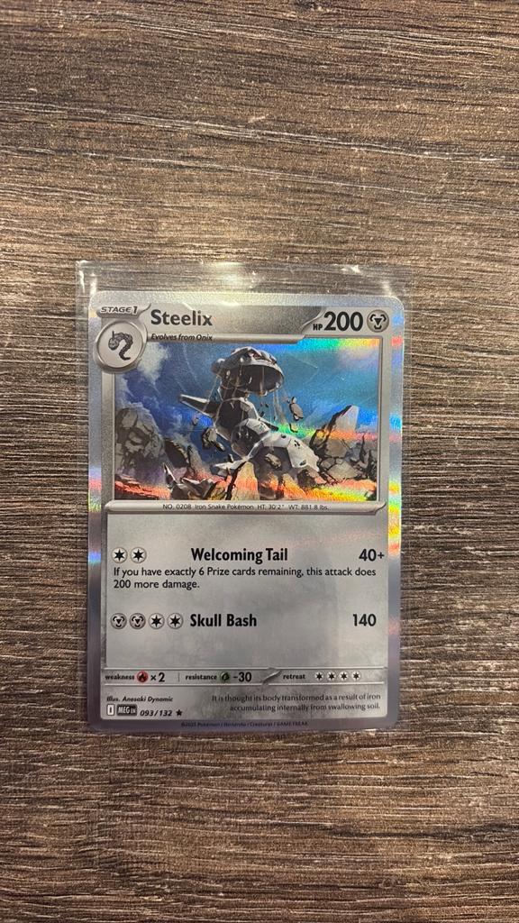 MEG Steelix 093/132 holo, Ophalen of Verzenden, Zo goed als nieuw