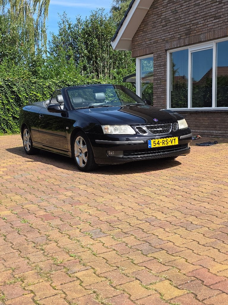 Saab 9-3 1.8 T 110KW Cabrio AUT 2005 origineel NL geleverd, Auto's, 1998 cc, Zwart, 4 cilinders, Cabriolet