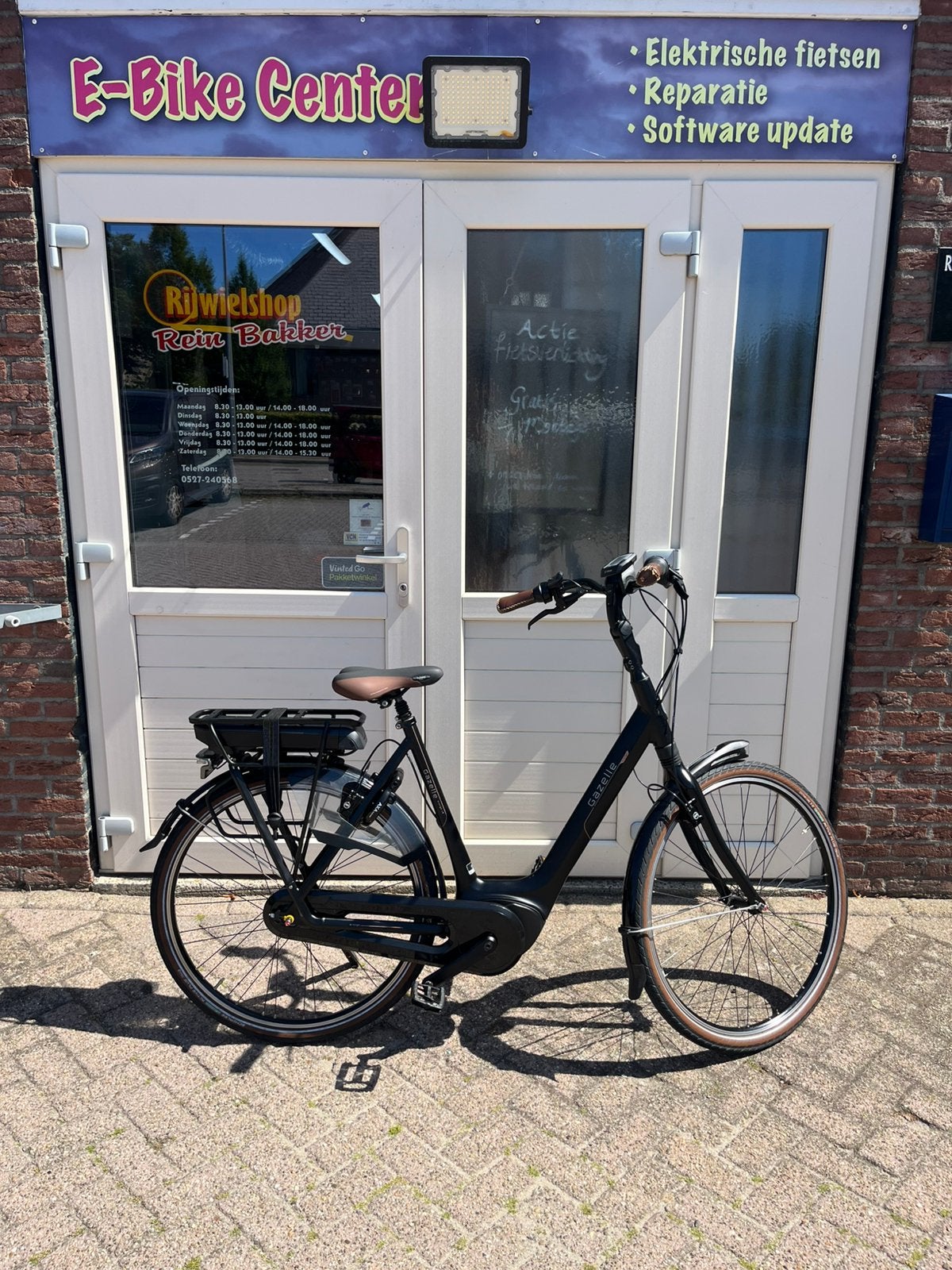 In zeer nette staat gazelle orange c8 d 57met 8 vers, Fietsen en Brommers, Fietsen | Dames | Damesfietsen, Ophalen, Velgrem, Zo goed als nieuw
