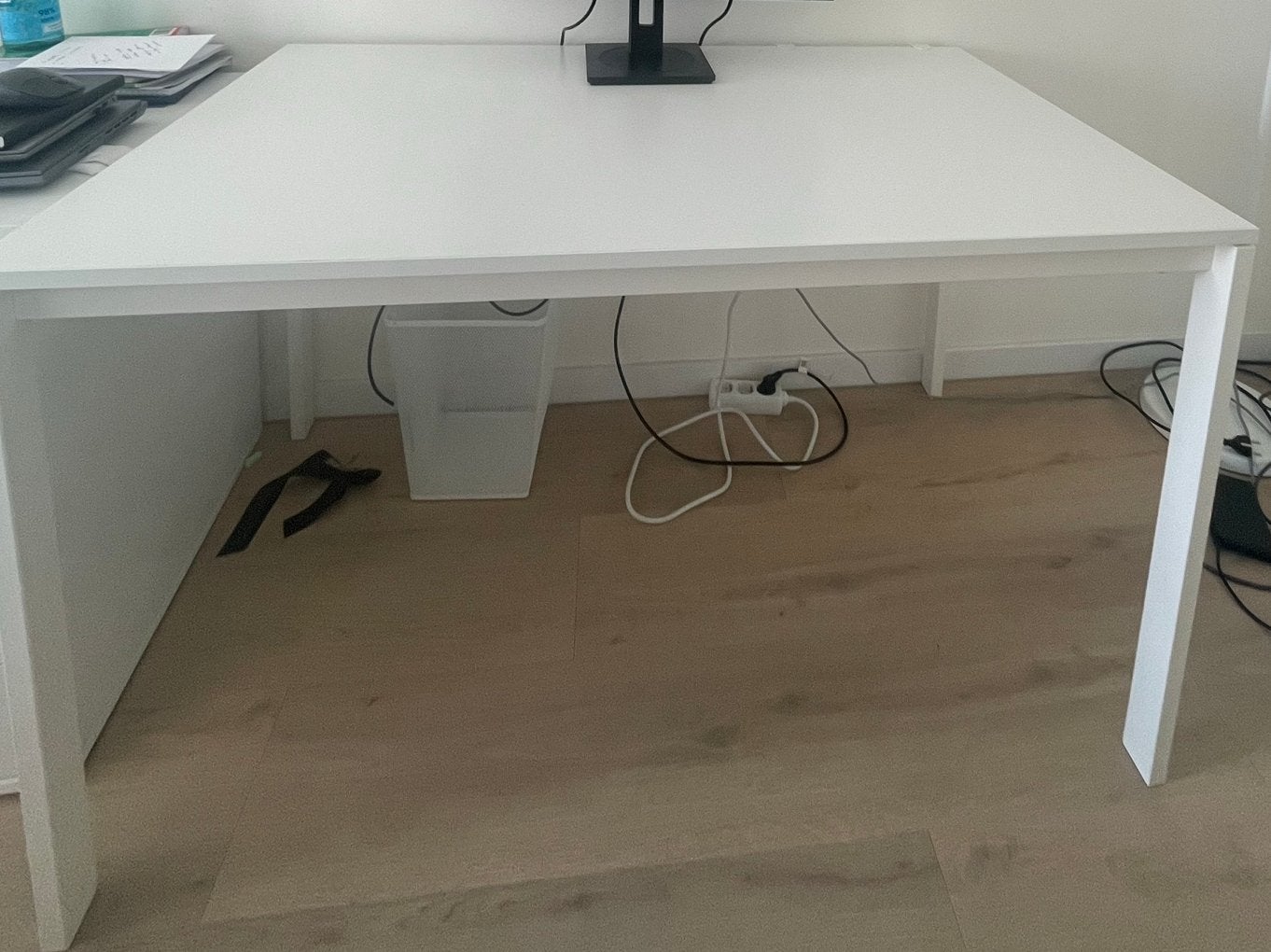 Dining table with 4 chairs, Ophalen, 50 tot 100 cm, Zo goed als nieuw, Vier personen