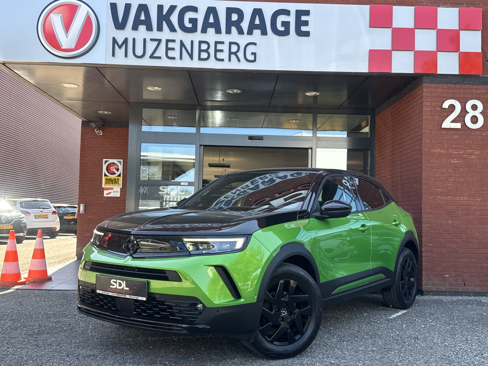 Opel Mokka 1.2 Turbo GS Line // D.RIEM VERVANGEN! // NAVI //, Dealer onderhouden, Gebruikt, Zwart, 1199 cc