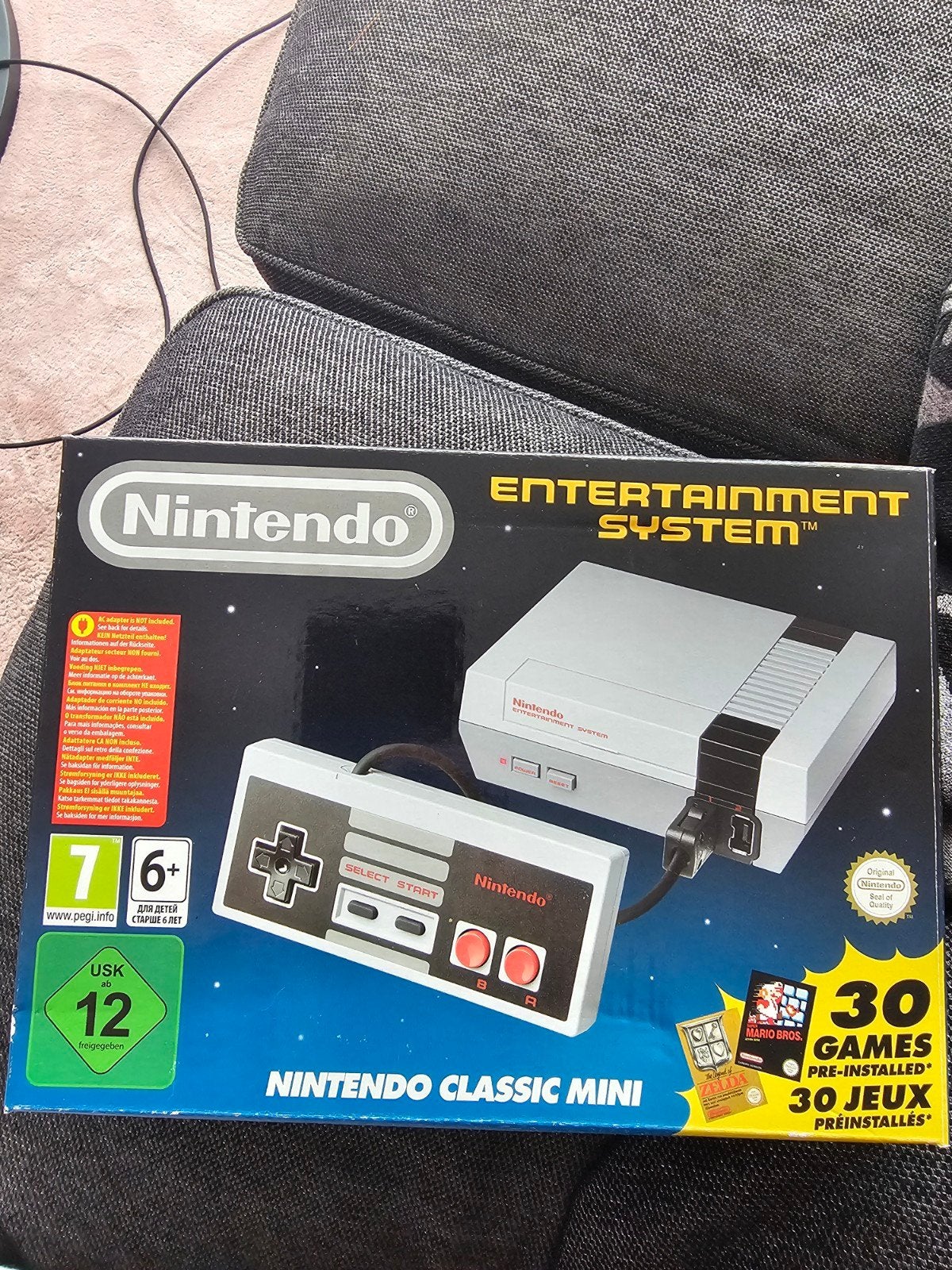 Nintendo Classic Mini NES (inc. voedingskabel, Ophalen, Zo goed als nieuw, Met 1 controller, Met games