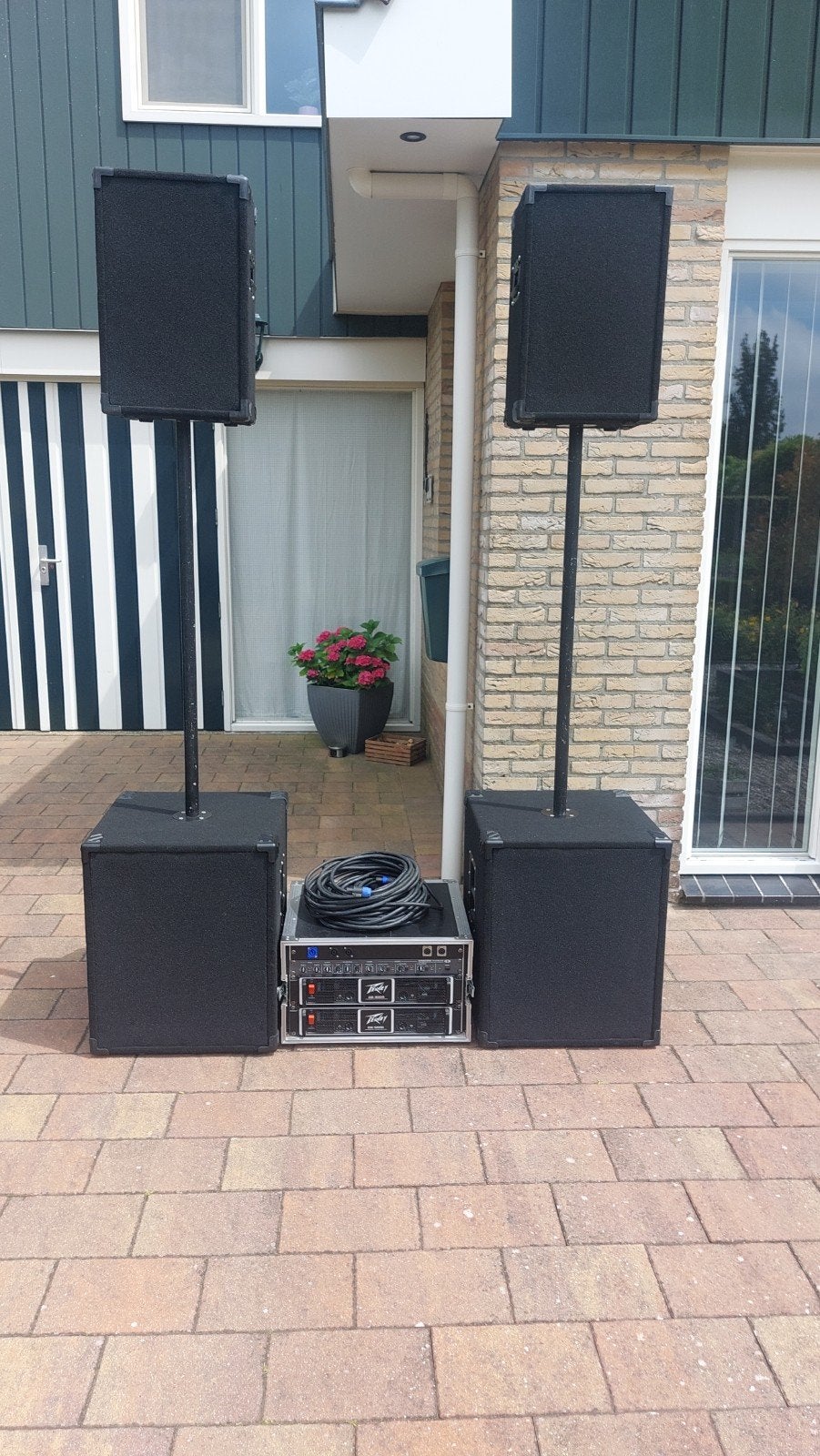 Compacte 2 weg actief PA set, Ophalen, Zo goed als nieuw, 1000 watt of meer, P.A.