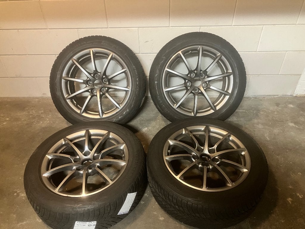 Velgen + winterbanden Alfa Giulia, Auto-onderdelen, Ophalen, Gebruikt, Banden en Velgen, 17 inch