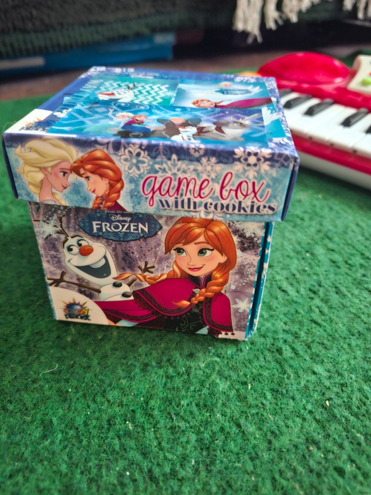 Disney Frozen Game Box met koekjes (zonder koekjes), Een of twee spelers, Ophalen, Gebruikt, Disney