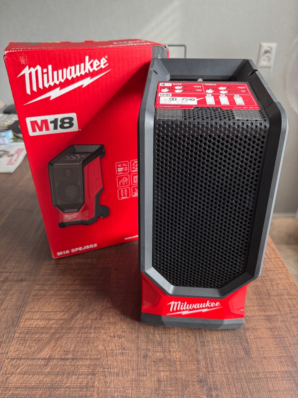 Milwaukee M18 SPEJSG2 Bluetooth Speaker - Nieuw in doos, Audio, Tv en Foto, Luidsprekers, Overige merken, Nieuw, Ophalen of Verzenden