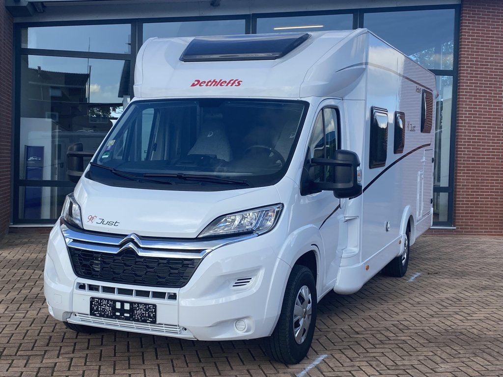 Dethleffs Just90 Citroën 165 pk 4Pers, Caravans en Kamperen, Ringverwarming, Bedrijf, Dethleffs, L-zit