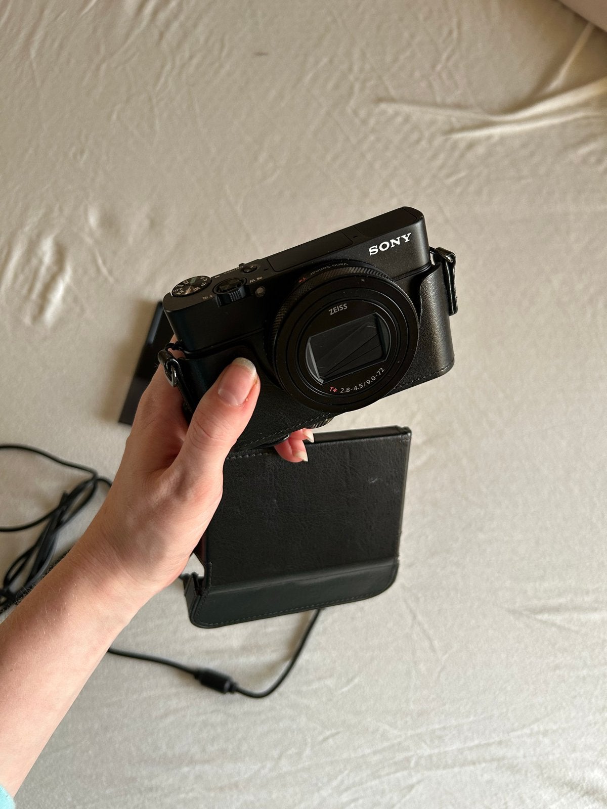 Sony RX100 VII Compactcamera met hoesje en oplader, Beeldstabilisatie, Ophalen of Verzenden, Zo goed als nieuw, Compactcamera