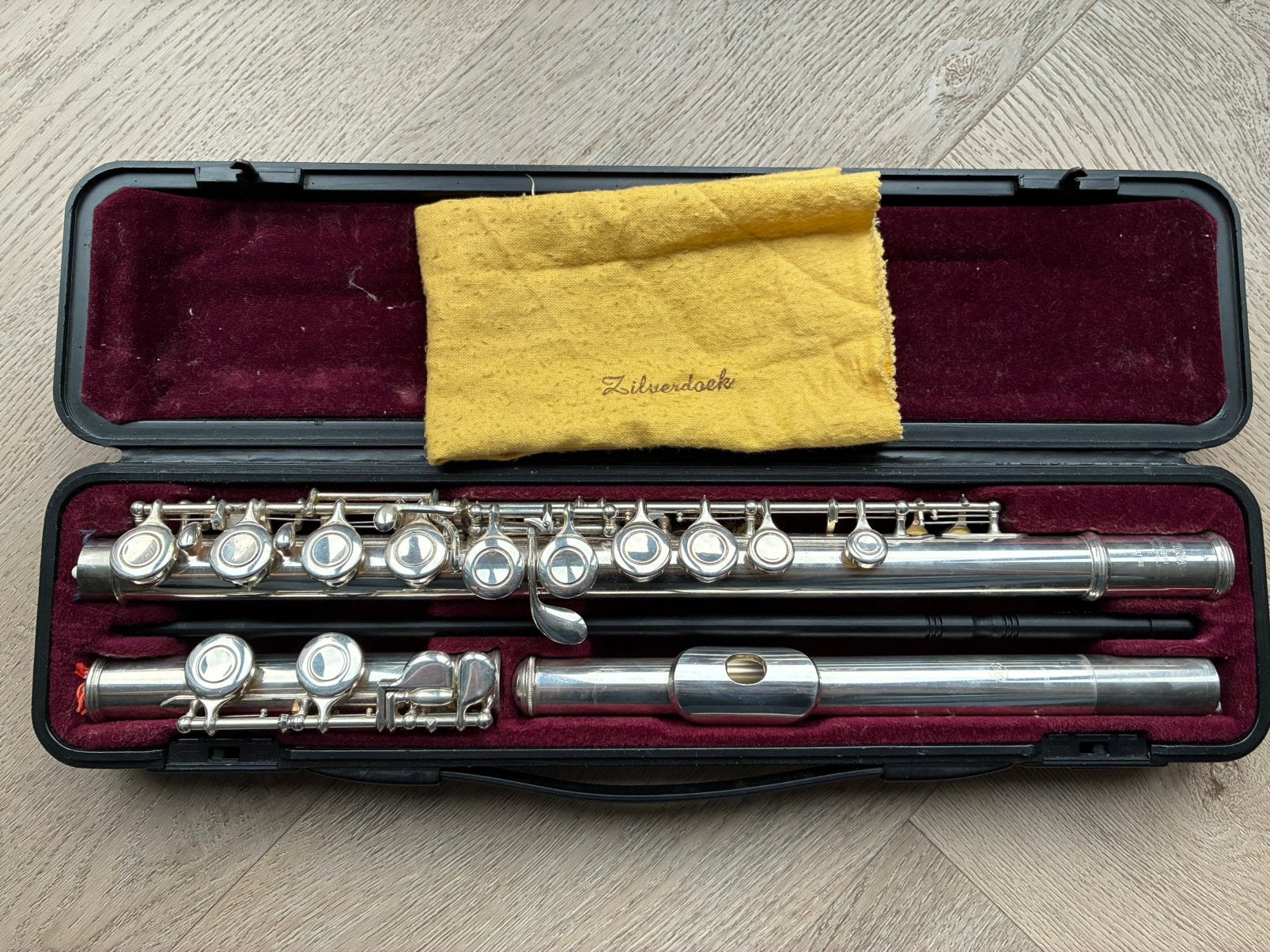 Yamaha dwarsfluit YFL-211S2, Muziek en Instrumenten, Ophalen of Verzenden, Gebruikt, Dwarsfluit, Met koffer of tas