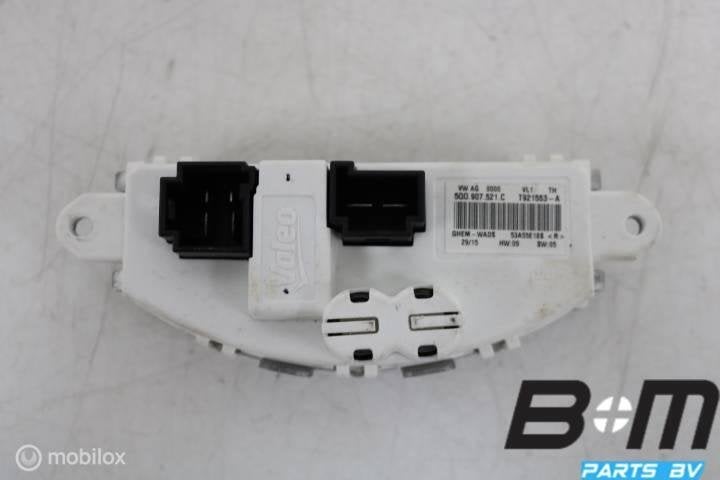 Regelapparaat aanjager VW E - Golf 7 5Q0907521C, Gebruikt