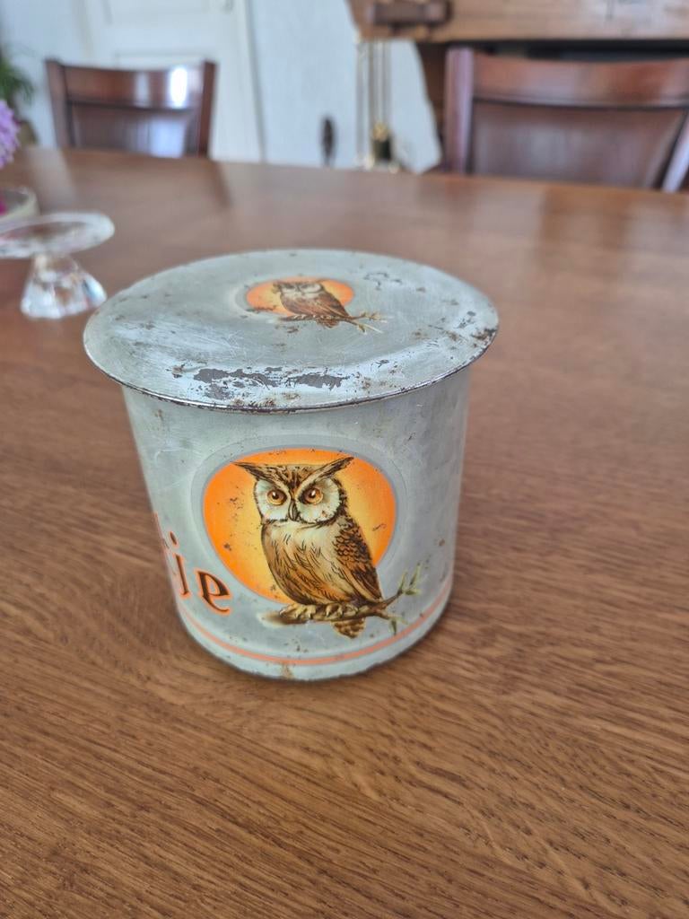 Antiek sigaren blikje. Deksel sluit goed., Ophalen, Overige materialen, Minder dan 25 cm