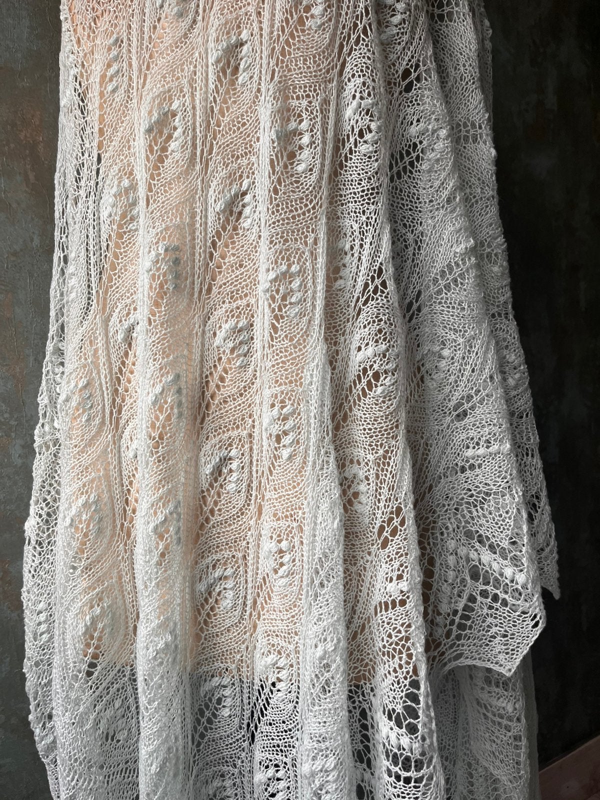 Handgebreide “Haapsalu Shawl”/Omslagdoek/Stola/Sjaal, Overige typen, Maat 46/48 (XL) of groter, Nieuw, Ophalen of Verzenden