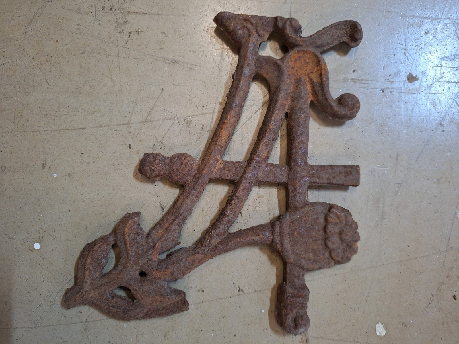 Gietijzeren ornament, Ophalen, Gebruikt