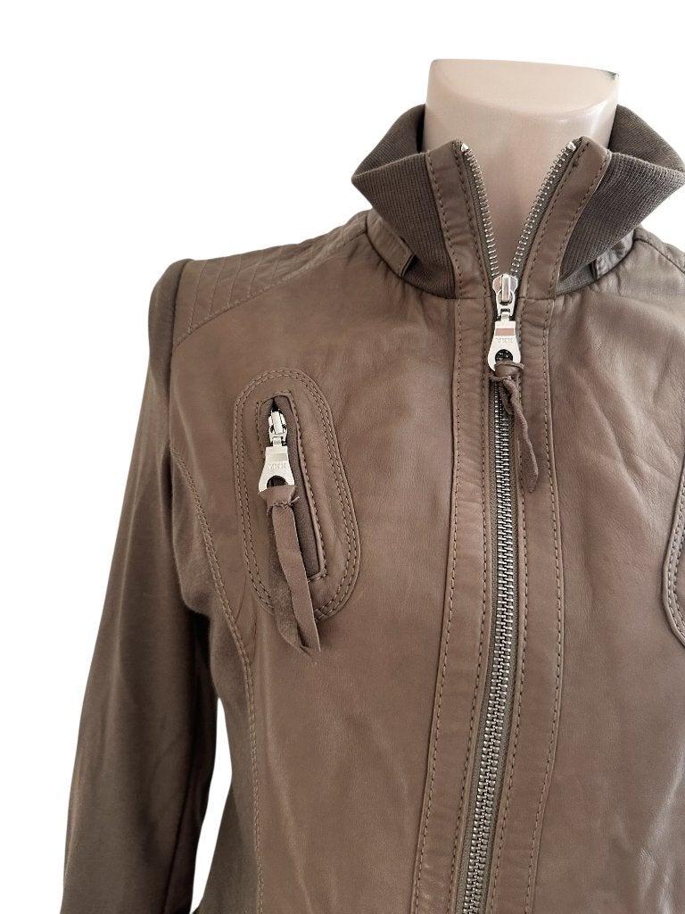 Arma jack M, Maat 38/40 (M), Bruin, Nieuw, Ophalen of Verzenden