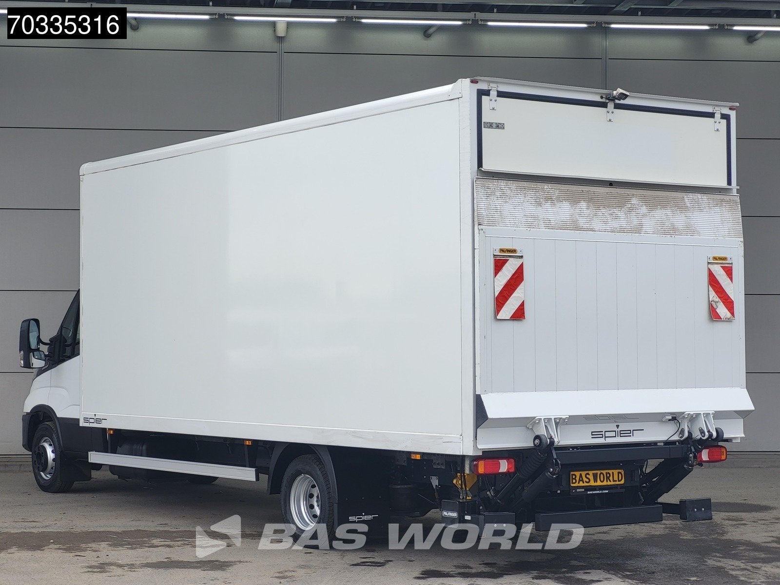 Iveco Daily 72C21 3.0 Automaat 1000KG Laadklep Bakwagen 210P, Automaat, Stof, Gebruikt, Euro 6