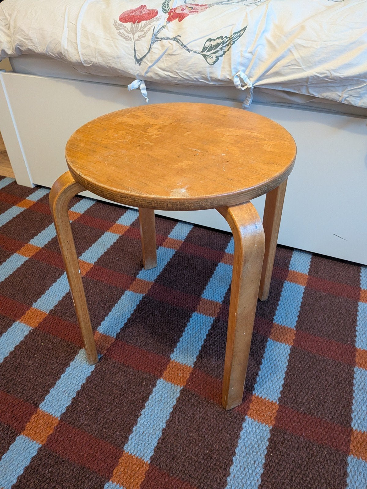 Ikea Frosta krukje - Houten kruk, Huis en Inrichting, Krukjes, Ophalen, Gebruikt, Hout