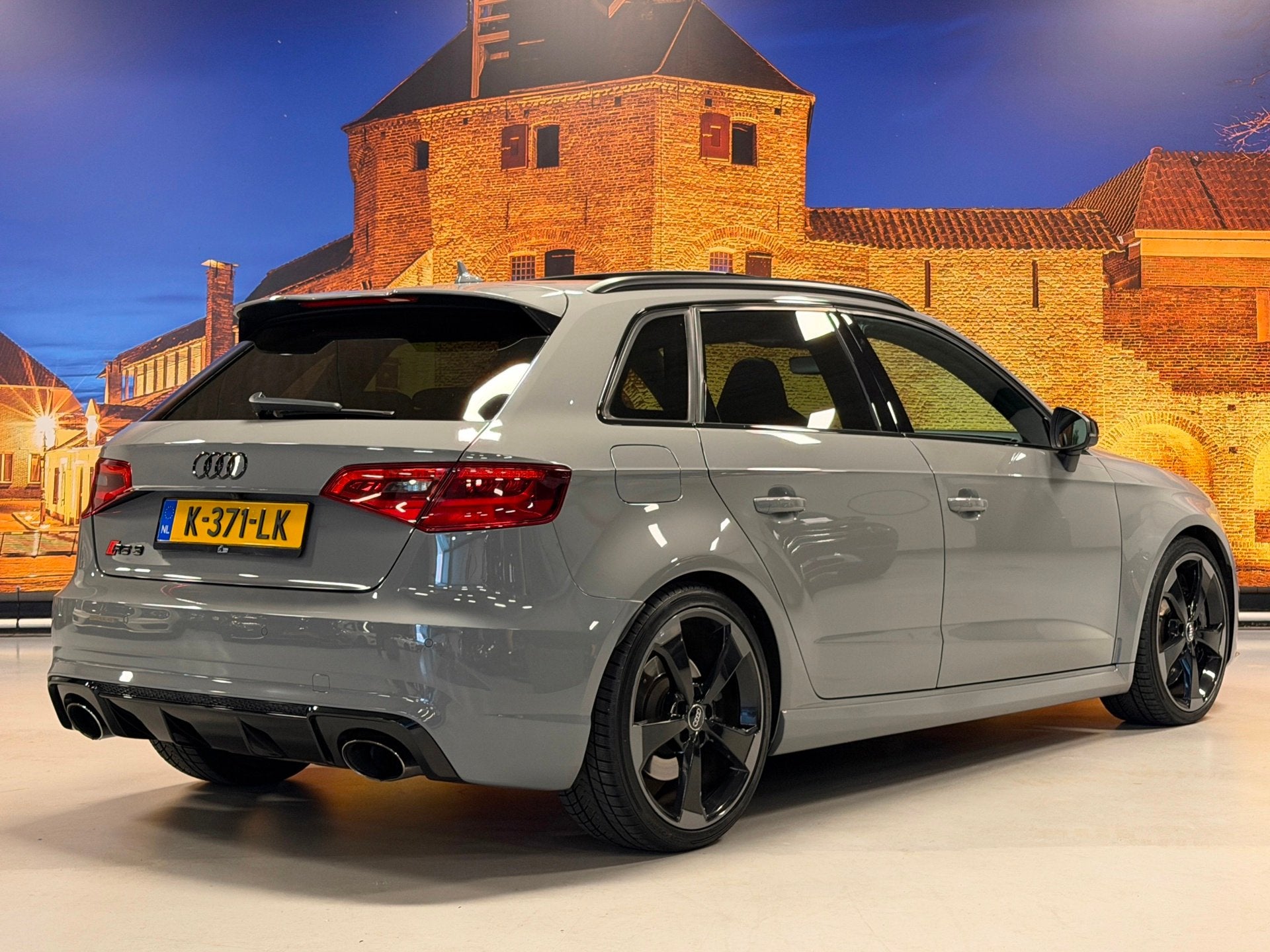Audi RS3 2.5 TFSI Quattro Aut Panodak B&O Nardo Grijs, Automaat, Dealer onderhouden, Gebruikt, RS3