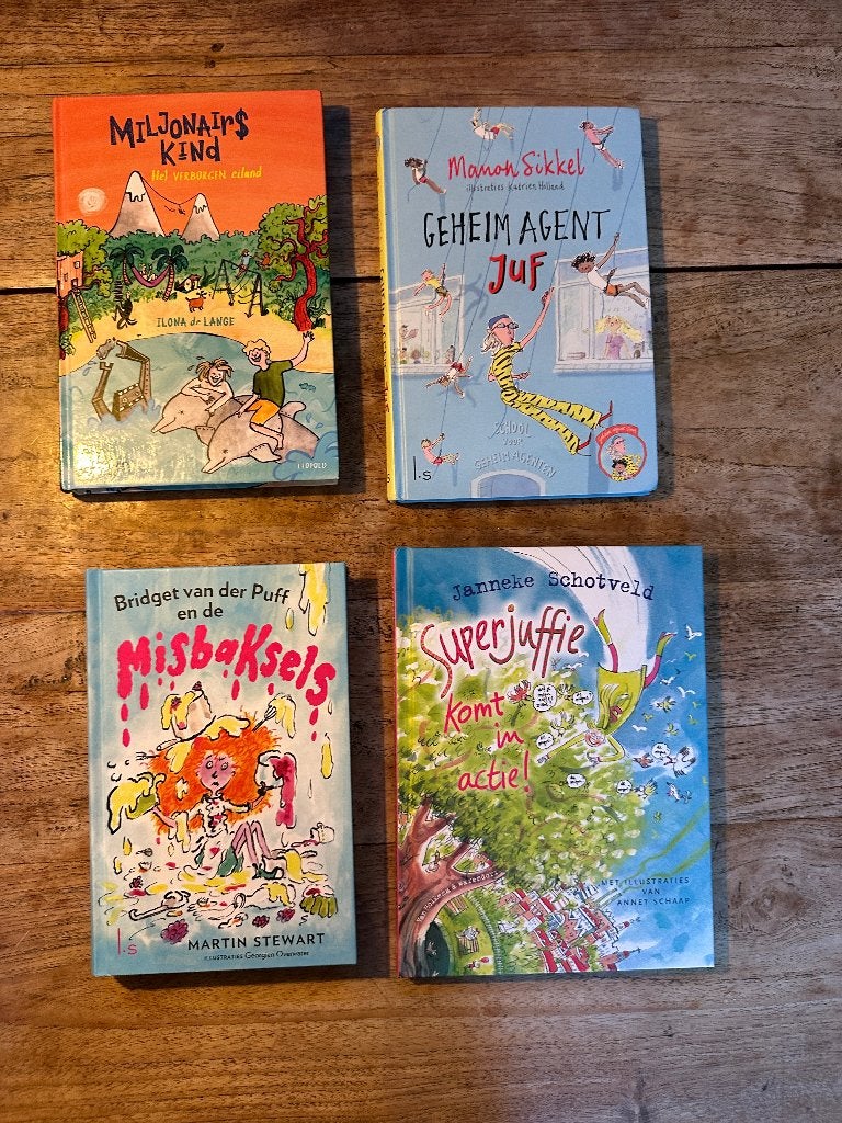 4 boeken - oa Superjuffie, Geheim agent juf, Miljonairskind, Gelezen, Fictie algemeen, Diverse auteurs, Ophalen of Verzenden