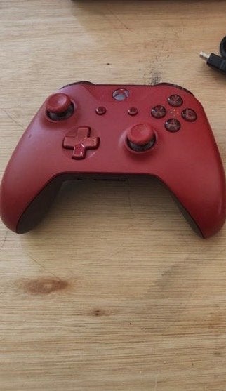 Xbox One S met 2 controllers en alle kabels, Spelcomputers en Games, Spelcomputers | Xbox One, Ophalen, Gebruikt, Met 2 controllers