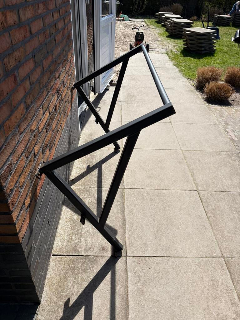 Pull up bar voor buiten, Ophalen, Zo goed als nieuw, Krachtstation