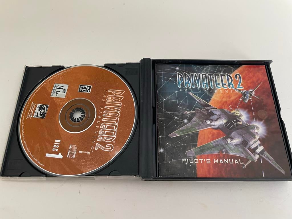 Privateer 2 The Darkening PC - Compleet met 3 CD's + manual, Spelcomputers en Games, Games | Pc, Gebruikt, 1 speler, Ophalen of Verzenden