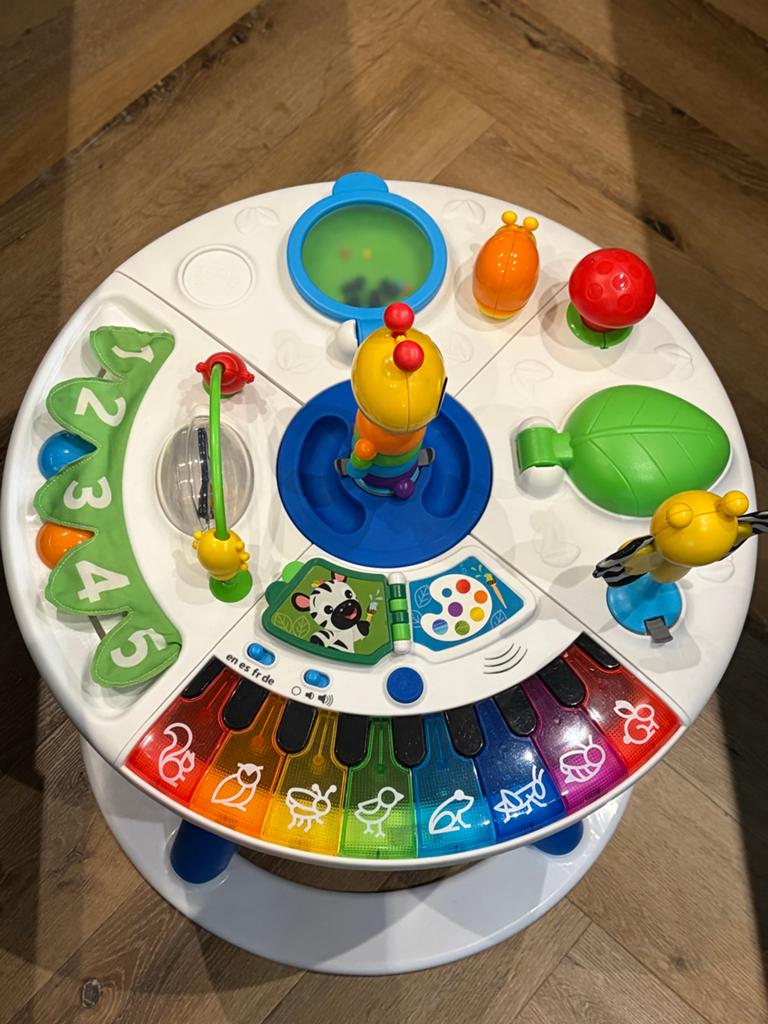 Zeer nette Baby Einstein speeltafel, Kinderen en Baby's, Speelgoed | Speeltafels, Gebruikt, Ophalen of Verzenden