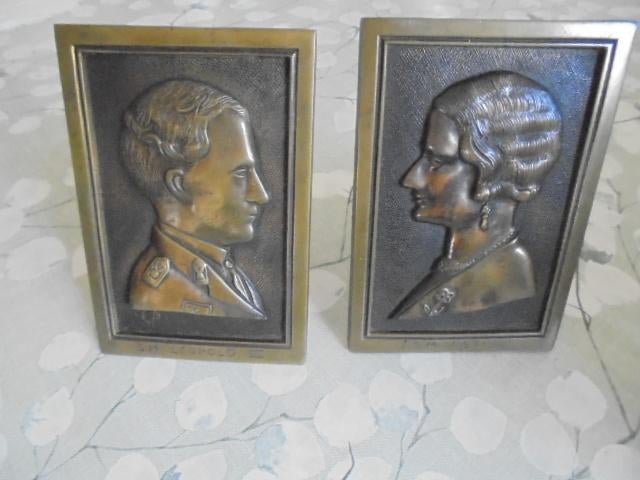 2 bronzen plaquettes, Antiek en Kunst, Antiek | Koper en Brons, Ophalen of Verzenden, Brons