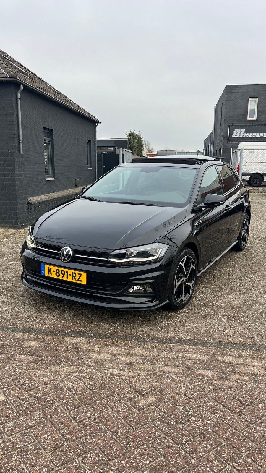 Volkswagen Polo 1.0 TSI 95pk 2xR line 2021, Auto's, Euro 5, 1063 kg, Origineel Nederlands, Handgeschakeld