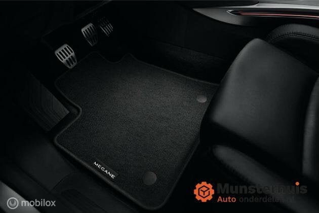 Mattenset Renault Megane IV ('16-'18) 8201614858, Renault, Nieuw, Ophalen of Verzenden, Renault