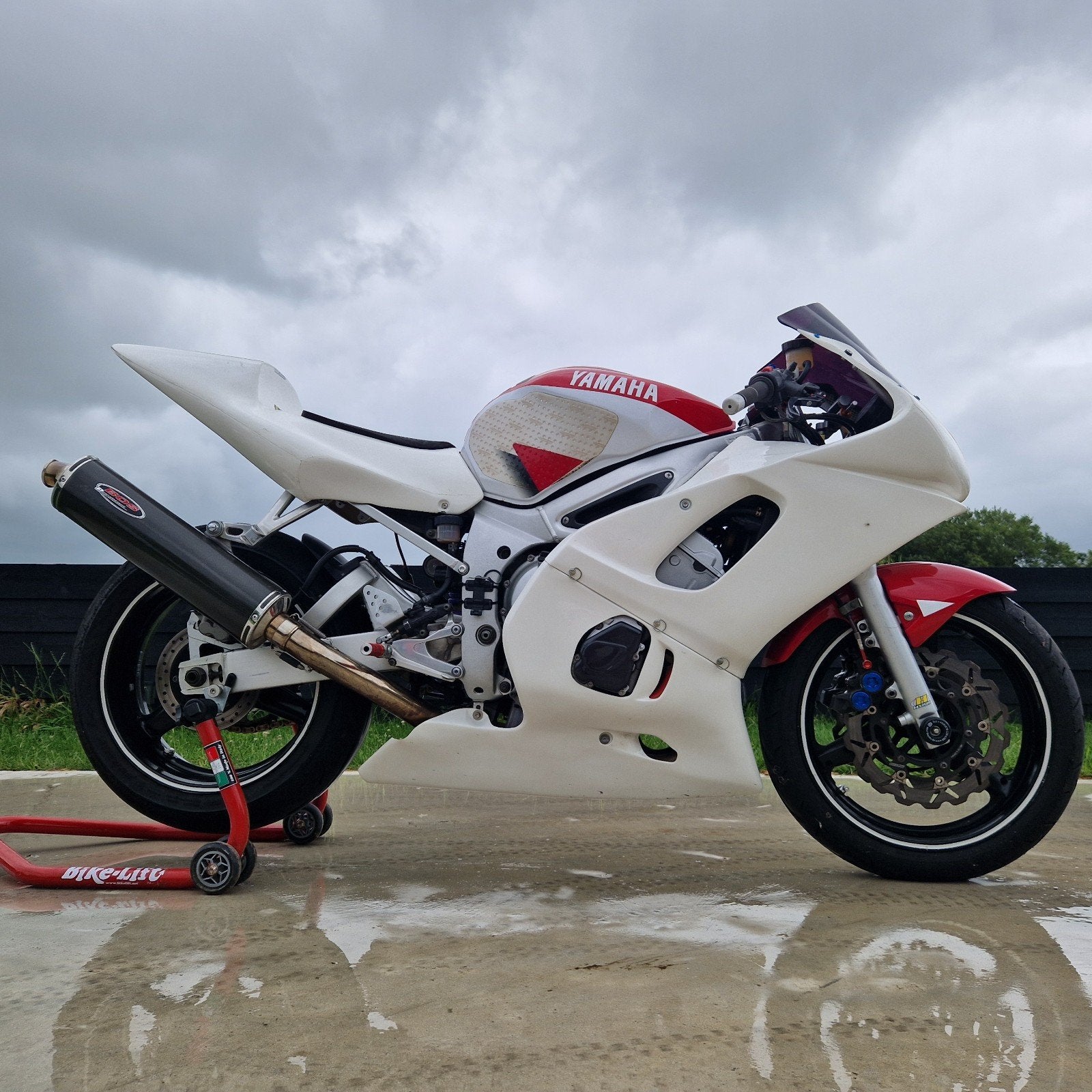 Yamaha R6 1999 circuitklaar + originele delen en kenteken, Sportuitlaat, 4 cilinders, Gebruikt, Super Sport