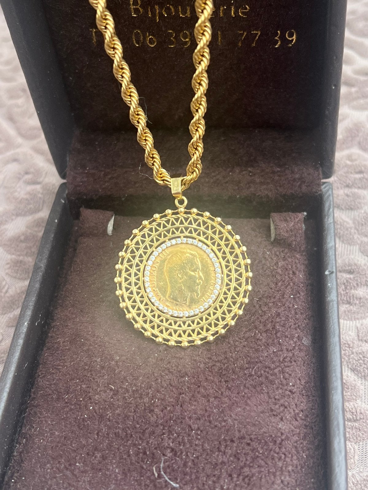 18karaat goud ketting met munt hanger, Sieraden, Tassen en Uiterlijk, Kettingen, Ophalen of Verzenden, Zo goed als nieuw, Goud