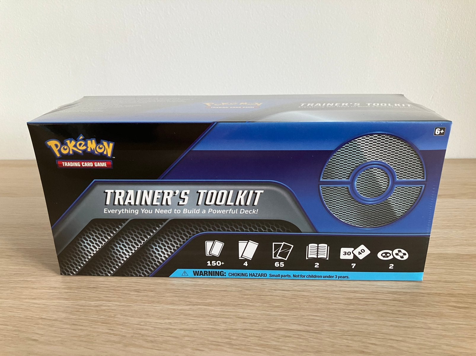 Pokemon Trainer’s Toolkit 2021 GESEALD, Ophalen of Verzenden, Nieuw