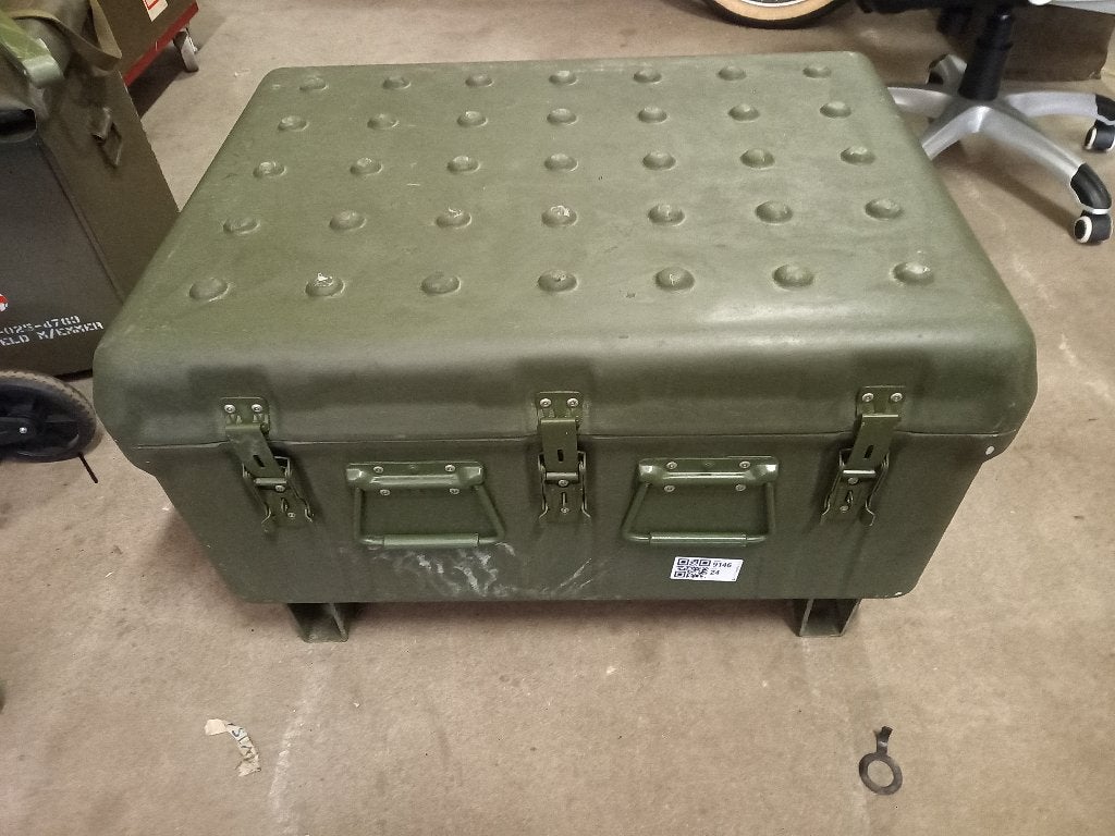 Kisten kunststof / hout / metaal, Ophalen, Landmacht, Nederland