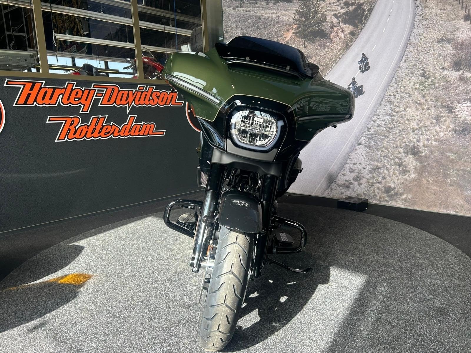 Harley-Davidson FLHX STREET GLIDE Black Trim - Two Tone, Laan van Vredenoord 33
2289 DA  RIJSWIJK, NL, Bedrijf, Toermotor, Sales@harleydavidsonrotterdam.nl