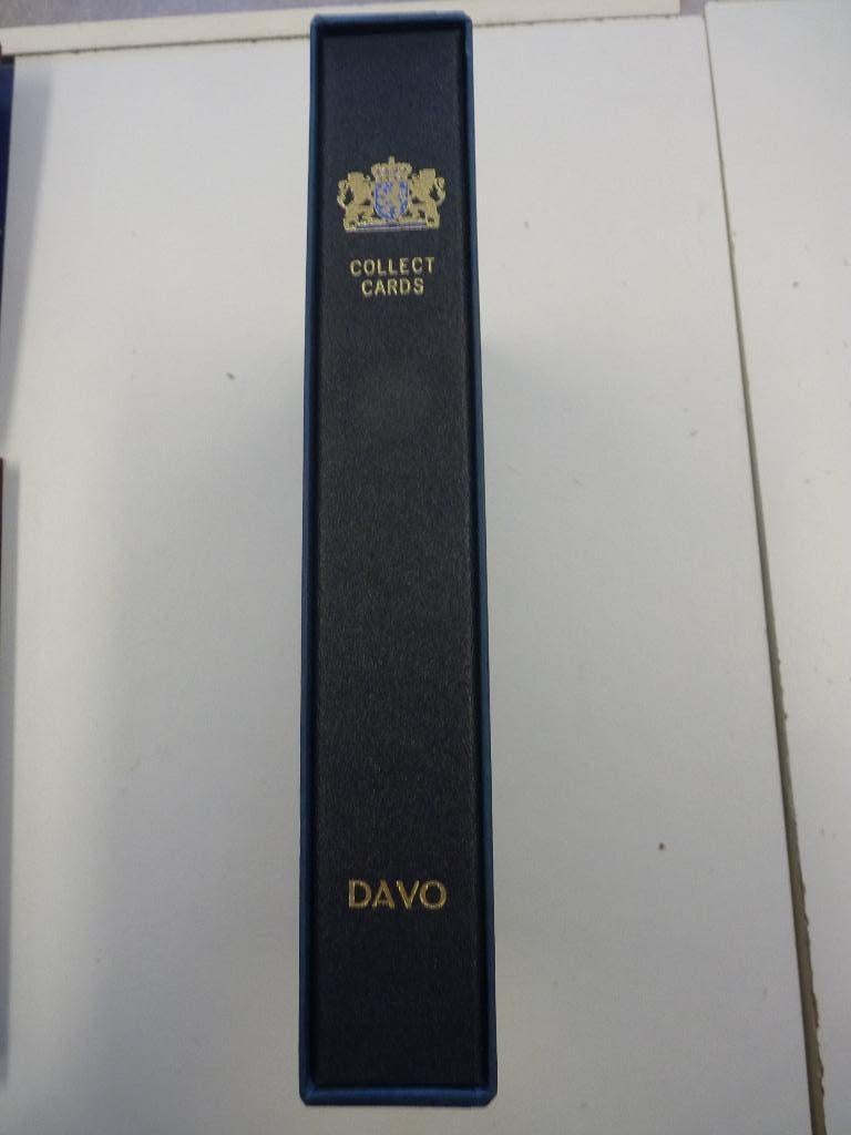 Collectcards album Davo met inhoud., Postzegels en Munten, Postzegels | Toebehoren, Verzenden, Verzamelalbum