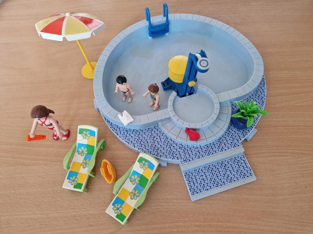 Playmobil Zwembad met douche 5964, Kinderen en Baby's, Speelgoed | Playmobil, Ophalen of Verzenden, Zo goed als nieuw, Complete set