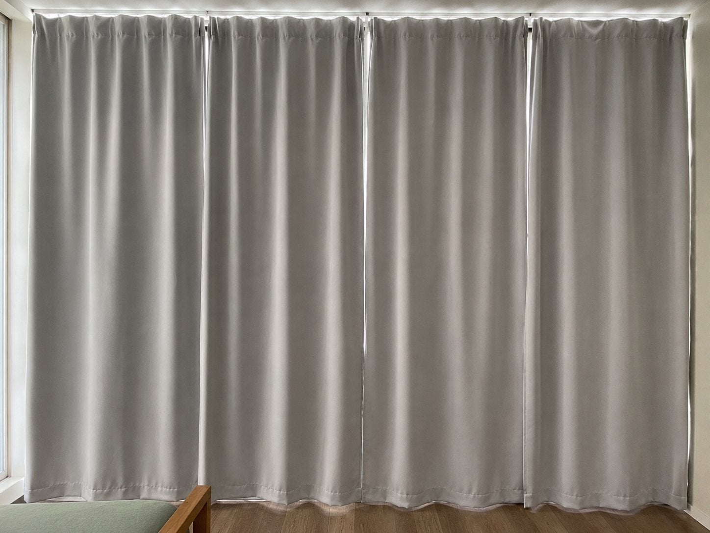4x Verduisterende Gordijnen Lichtgrijs 150x250 cm, Huis en Inrichting, Stoffering | Gordijnen en Lamellen, 100 tot 150 cm, 200 cm of meer