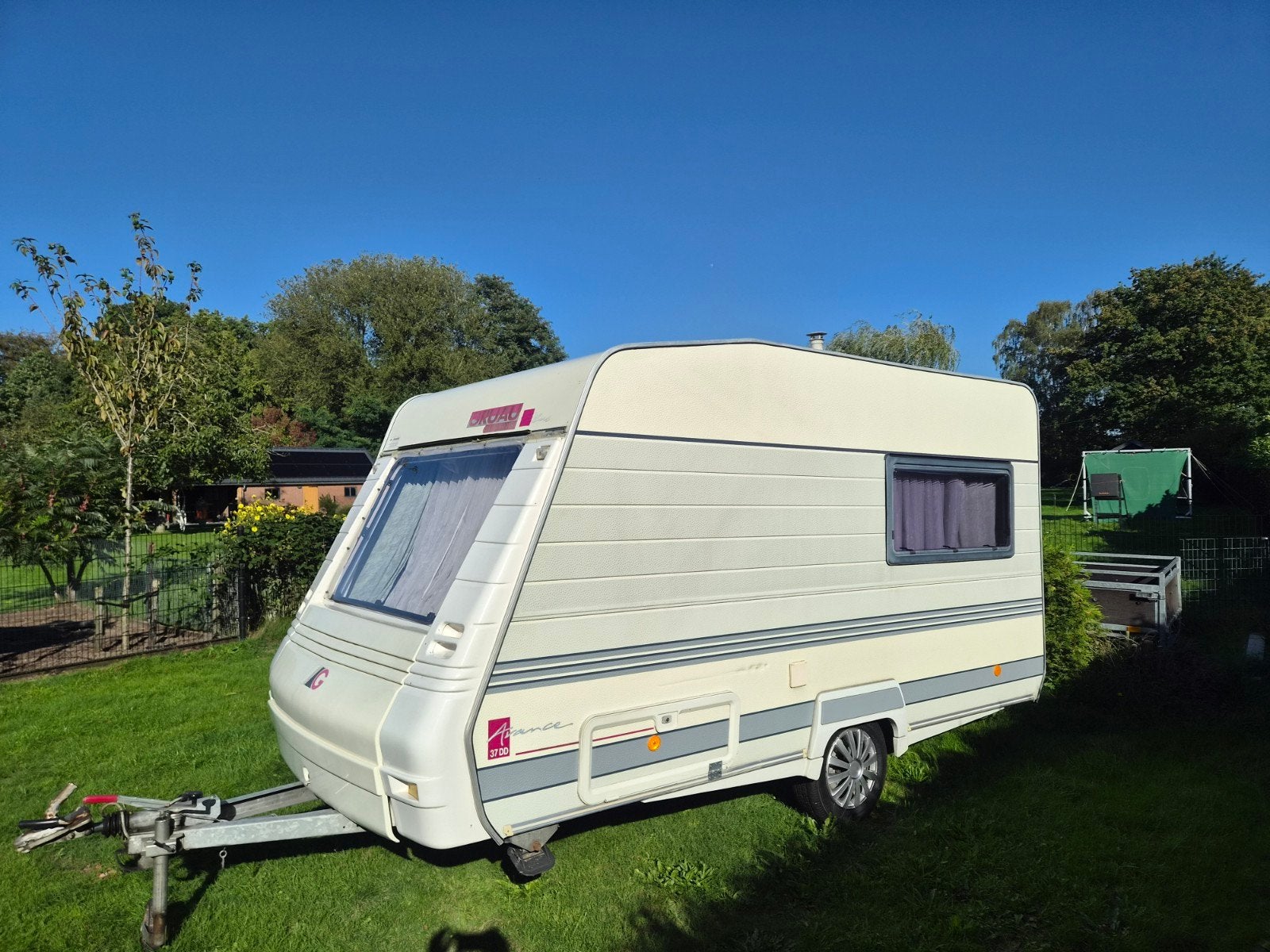 Compacte Gruau Club caravan - Ideaal voor 2-3 personen, Overige typen, Particulier, Kachel, 500 - 750 kg